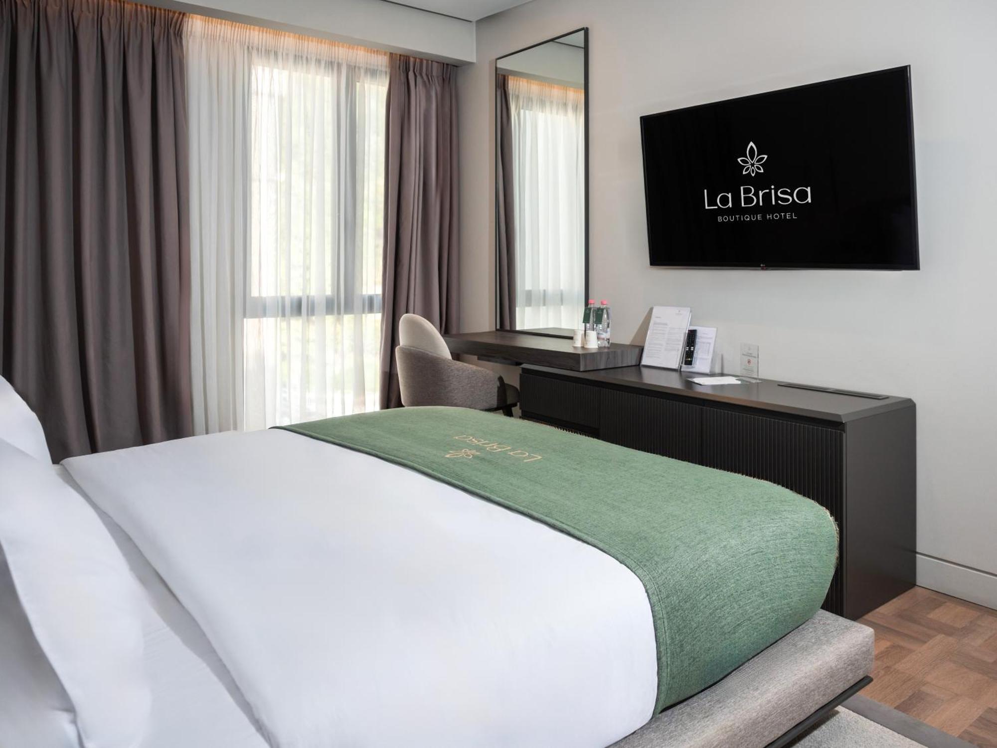 La Brisa Boutique Hotel Dhermi Bagian luar foto