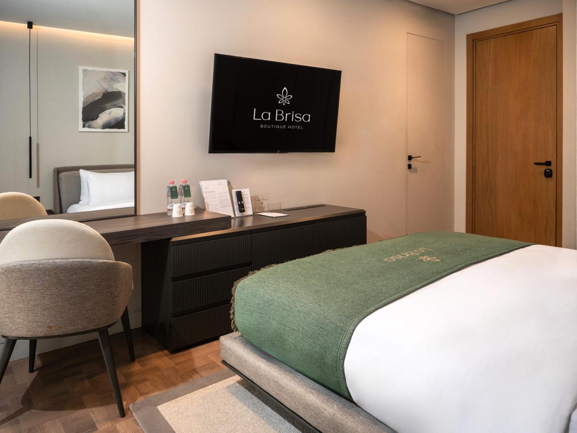 La Brisa Boutique Hotel Dhermi Bagian luar foto
